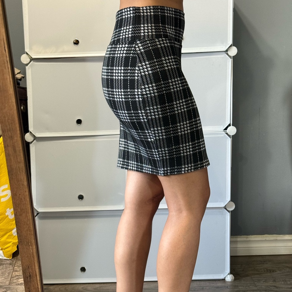 Ardene Monochrome Checkered Pencil Skirt